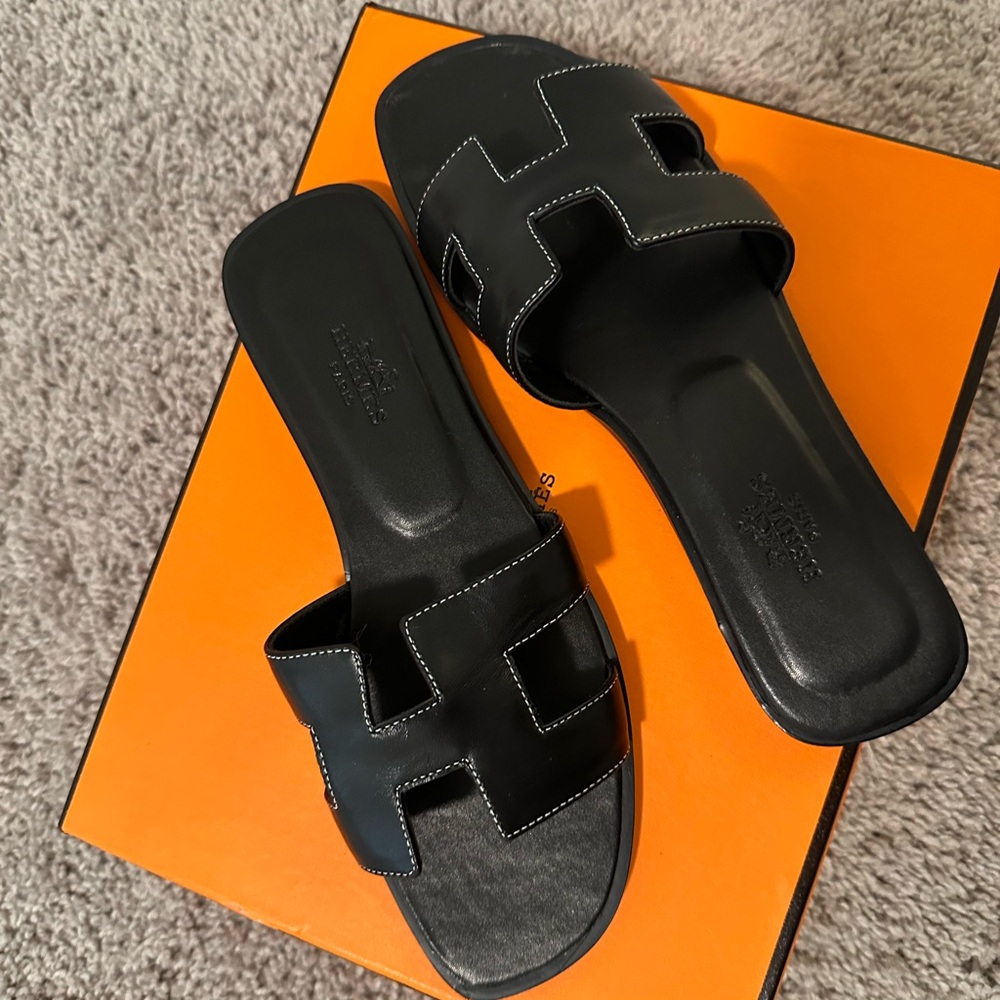 Hermes Black Leather Flats